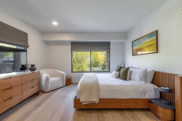 Deluxe Suite, Hot Tub