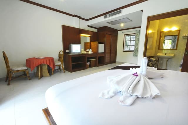 Pool Wing Double Room
