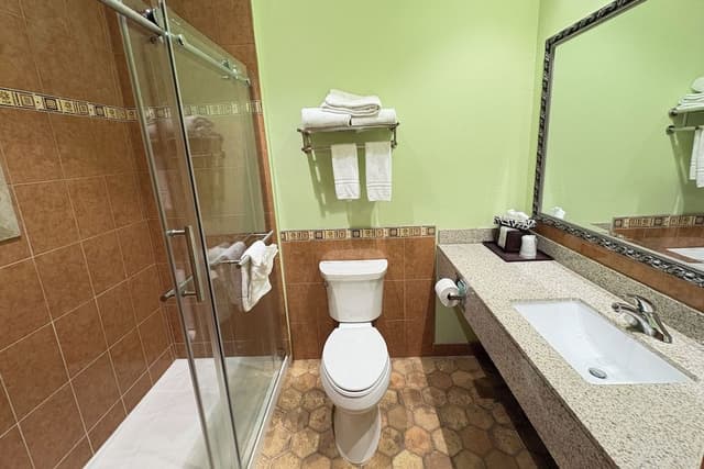 Room, Smoking, Kitchenette (2 King Beds)