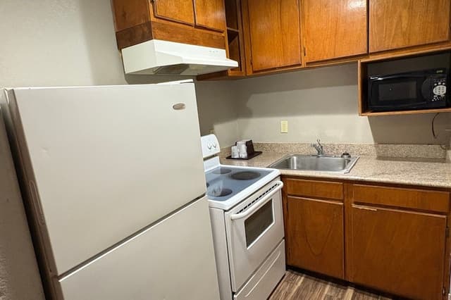 Room, Smoking, Kitchenette (2 King Beds)