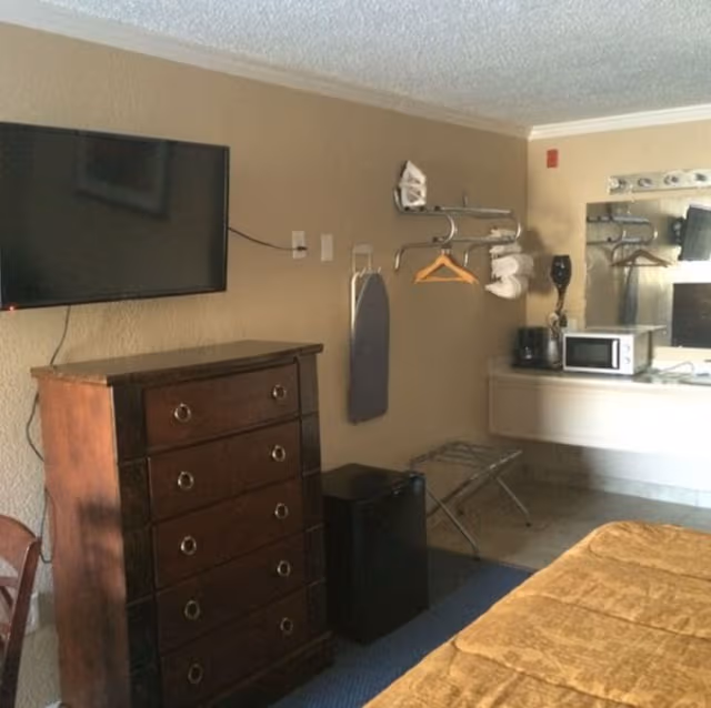 Deluxe Suite, 1 King Bed, Non Smoking