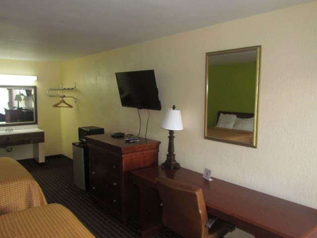 Standard Room, 2 Double Beds, Smoking