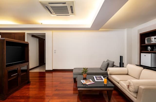 Executive Suite