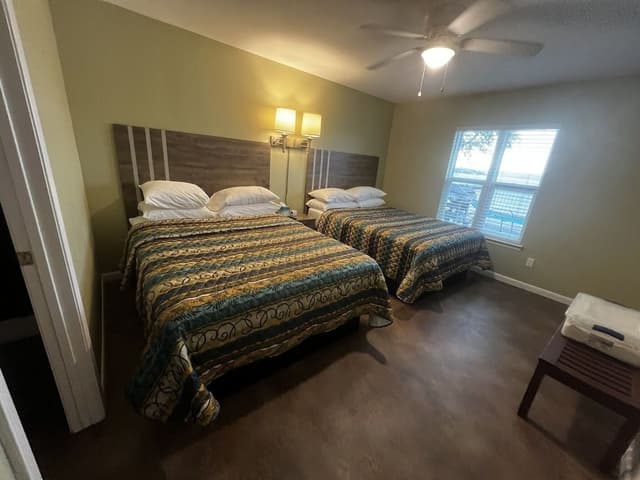 Deluxe Quadruple Room, Lake View