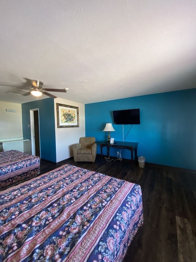 Standard Room, 2 Queen Beds, Non Smoking