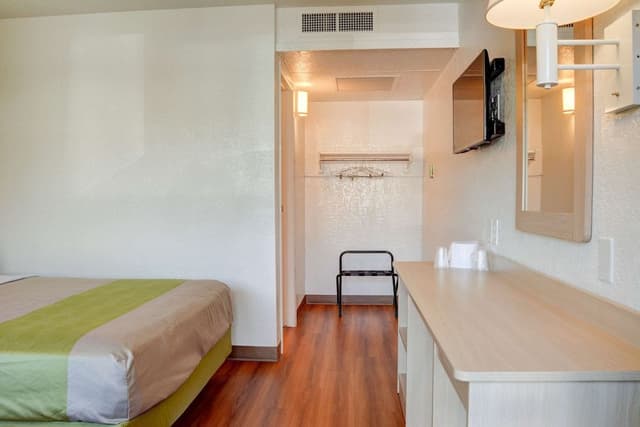 Standard Room, 1 Double Bed, Accessible, Non Smoking