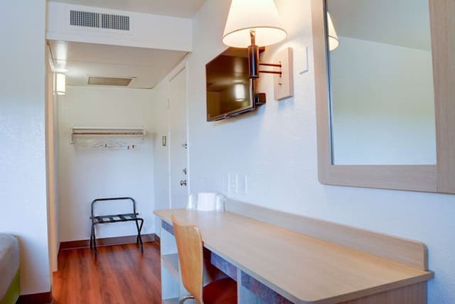 Standard Room, 1 Double Bed, Accessible, Non Smoking