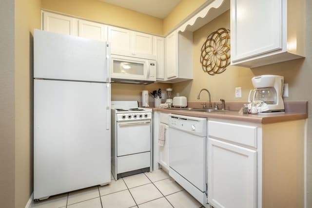 Standard Condo, 1 Bedroom