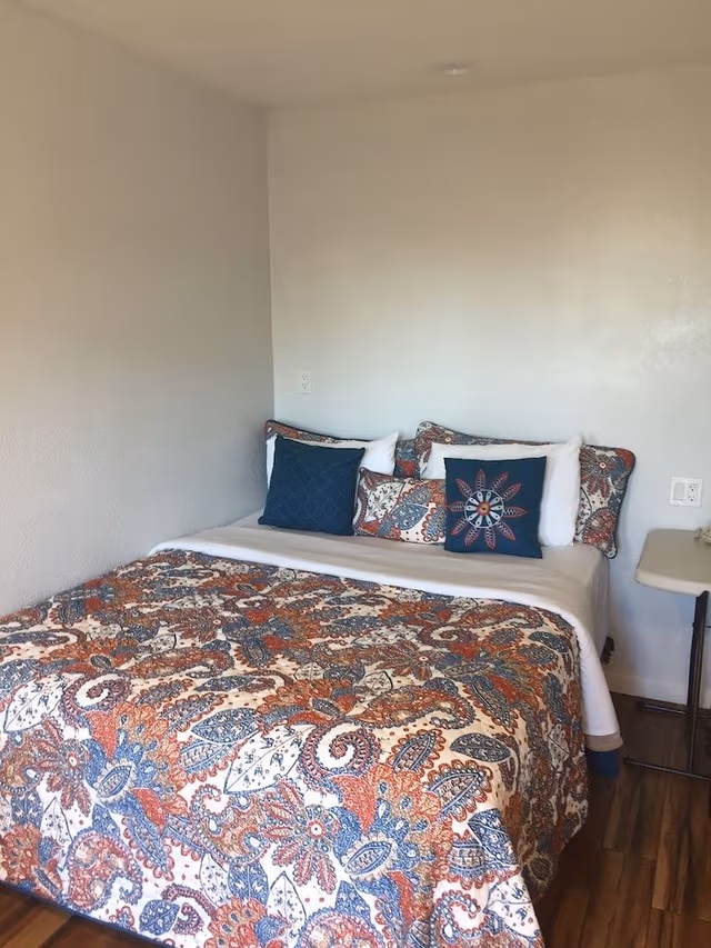 Room, 1 Queen Bed, Non Smoking