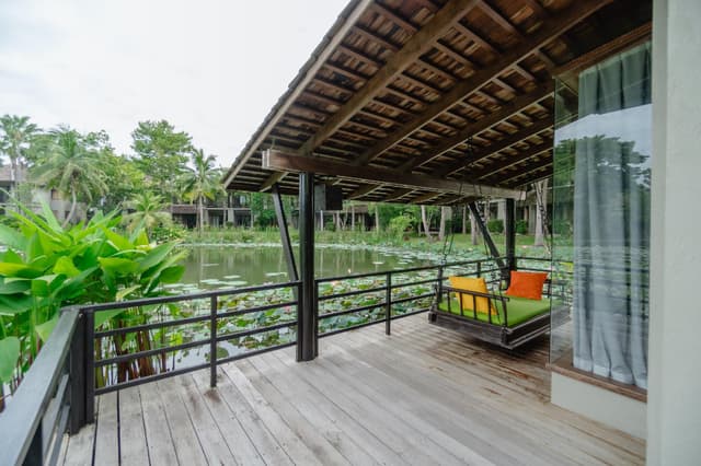 Float Villa