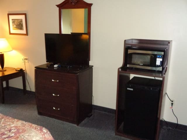 Classic Room, 1 King Bed