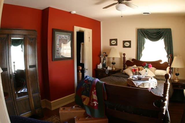 Powell House Red