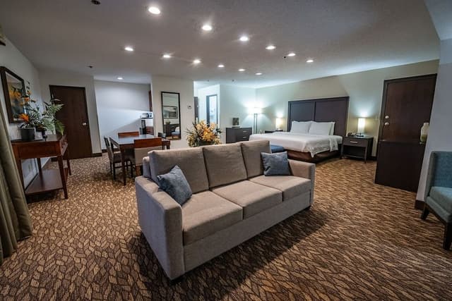 Corporate Suite