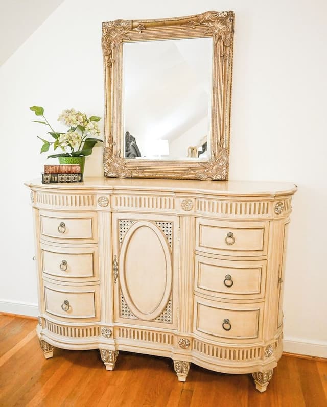 Rhododendron Suite