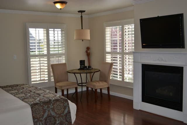 Suite, 1 King Bed