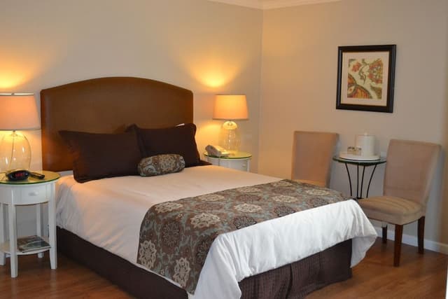 Standard Room, 1 Queen Bed, Fireplace