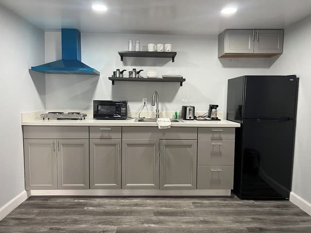 Standard Suite, 2 Queen Beds, Non Smoking, Kitchen