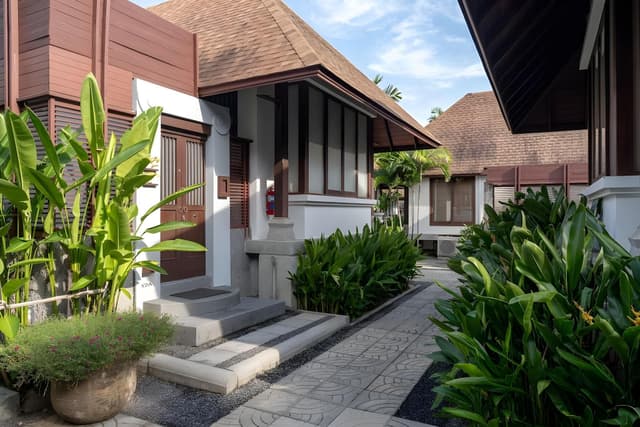 Hydro Pool Villa