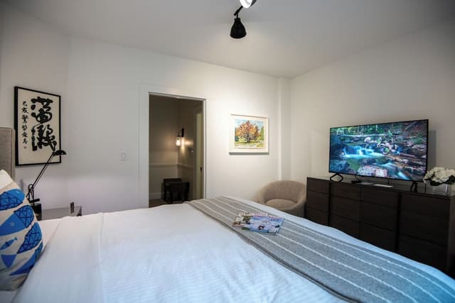 Room 11