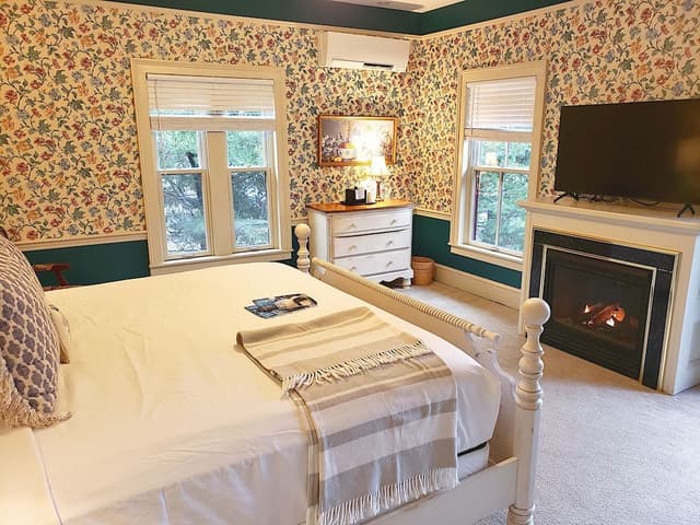 Room 4