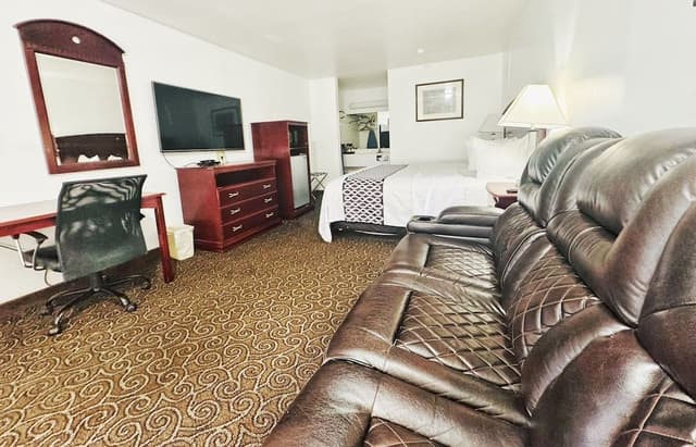 Single Room, Smoking
