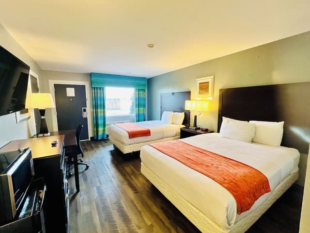 Room, 2 Queen Beds
