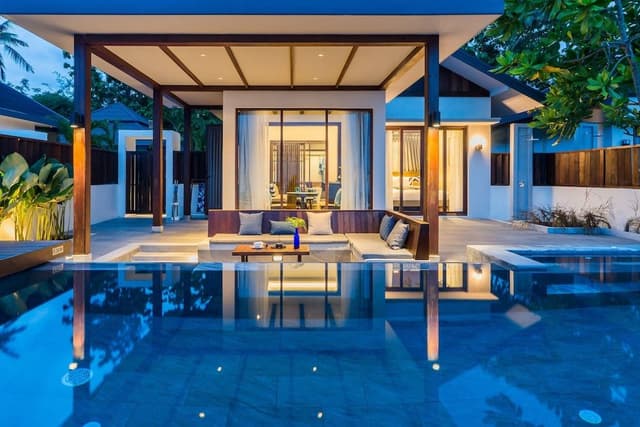 One Bedroom Beachfront Pool Villa