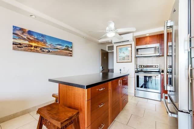 Condo, 2 Bedrooms