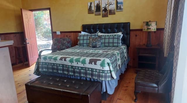 Family Cabin, River Front, River View, Deck #6