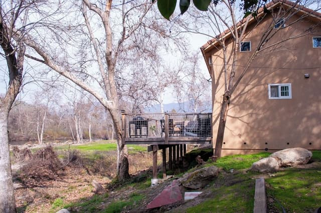 Family Cabin, River Front, River View, Deck #7