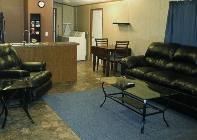 Suite, 2 Bedrooms, Kitchen