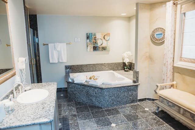 Deluxe Room, Ensuite (Luxury Suites)
