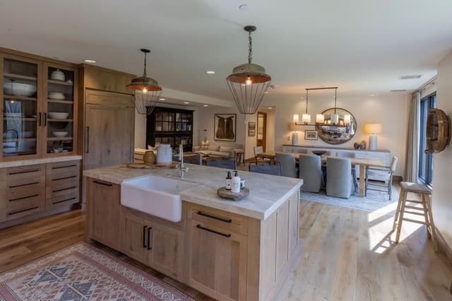 Signature Penthouse