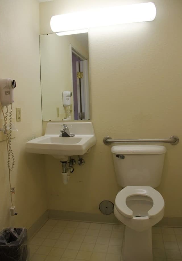 Room, 1 Queen Bed, Accessible