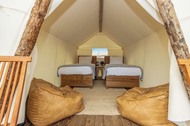 Safari with Kids Tent - Shared Bath