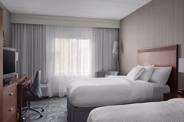 Room, 2 Double Beds (Mobility/Hearing Access, Roll-in Shwr)