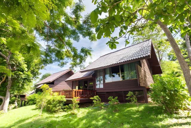 Deluxe Cottage