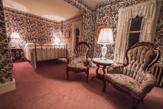 Double Room, Ensuite (Deluxe 1 Queen)
