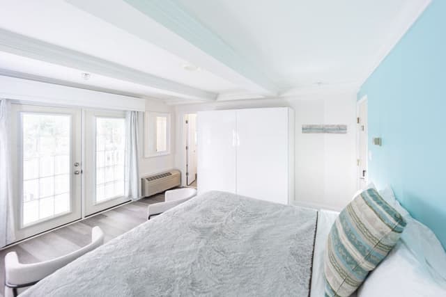 Deluxe Room, 1 King Bed, Non Smoking