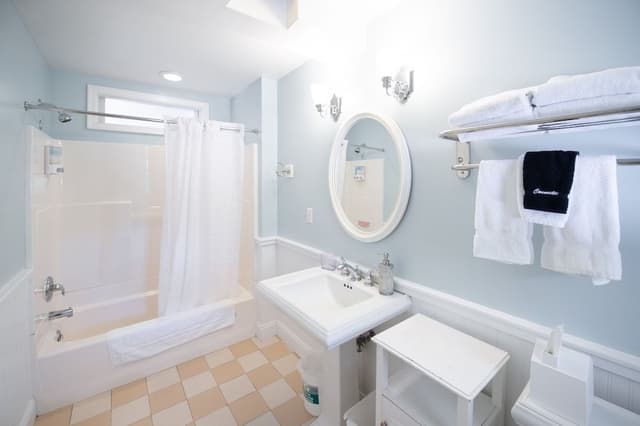 Family Quadruple Room, 2 Queen Beds, Non Smoking, Ground Floor