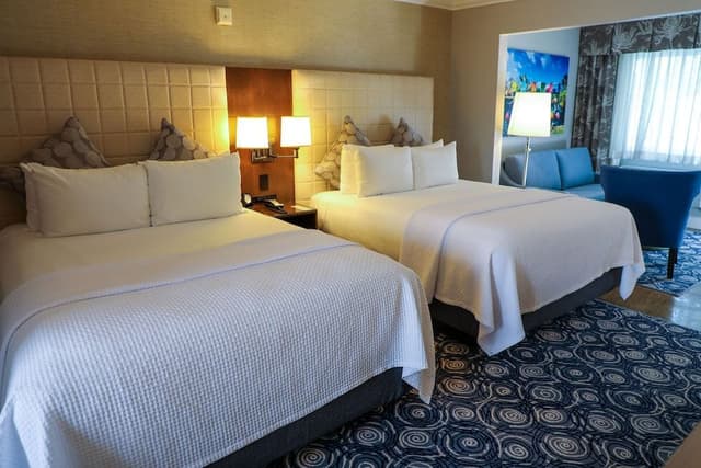 Suite, Multiple Beds