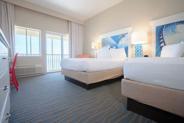 Standard Room, Multiple Beds, Balcony, Lake View