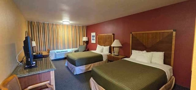 Two Double Executive Beds (No Pets)