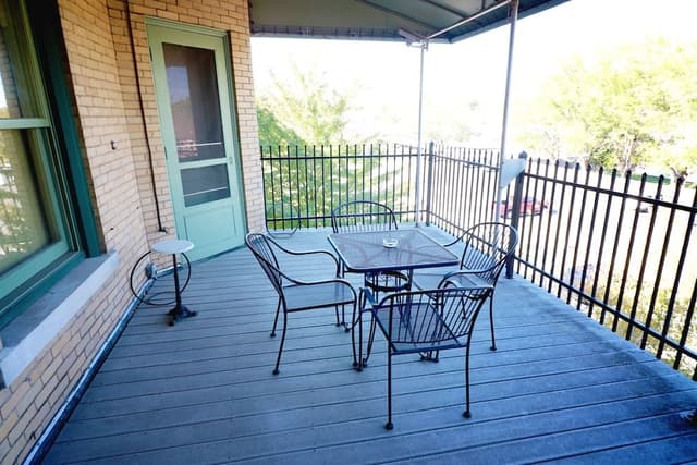 Suite, 2 Bedrooms, Non Smoking, Balcony (Gladiolus)