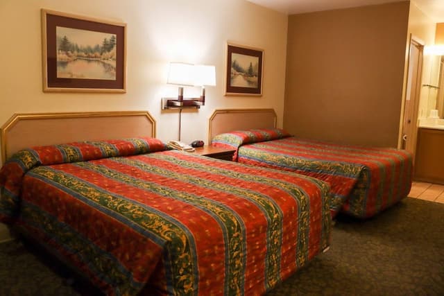 Standard Room, 2 Queen Beds