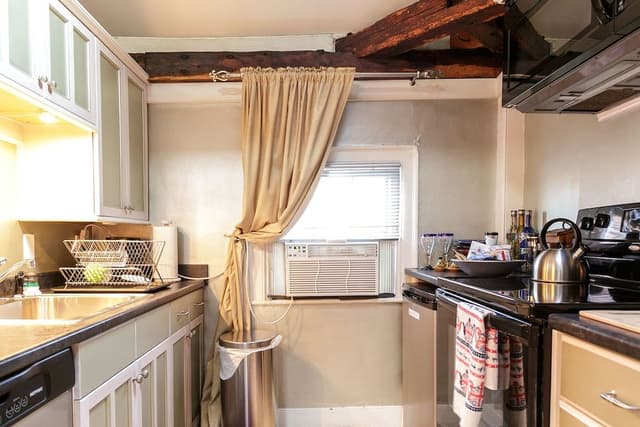 Suite, 1 King Bed