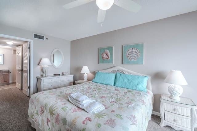 Condo (3 Bedrooms)