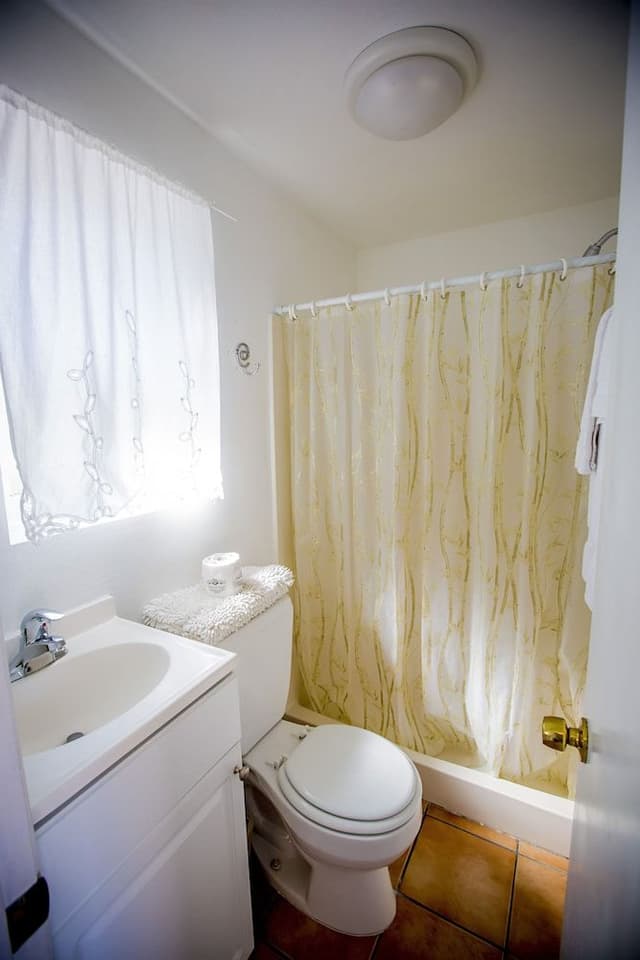 Standard Room, 2 Queen Beds, Kitchenette