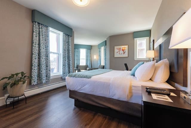 Superior Room, 1 Queen Bed