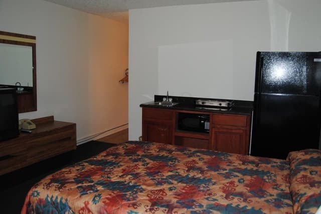 Standard Room, 1 Queen Bed, Non Smoking
